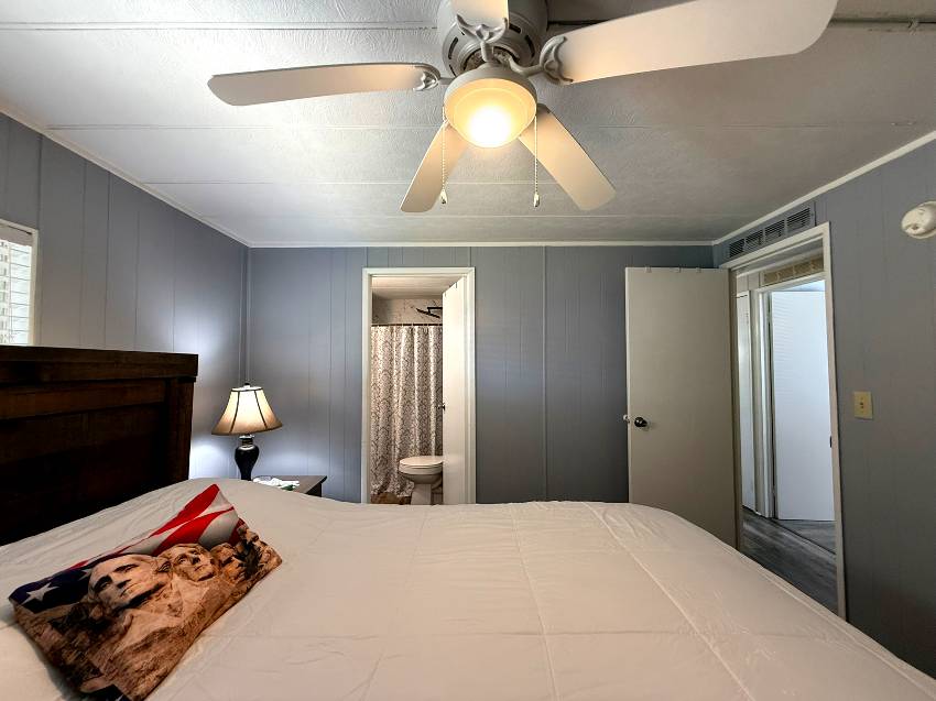 49 Colony Dr a Ellenton, FL Mobile or Manufactured Home for Sale